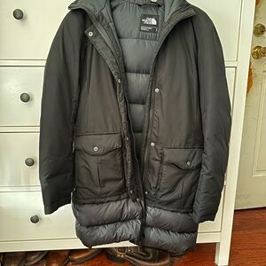 Women winter coat  the North face size SP